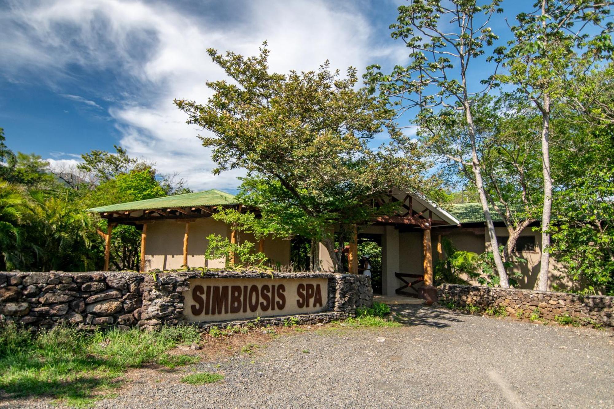 Hacienda Guachipelin Volcano Ranch Hotel & Hot Springs Либерия Экстерьер фото